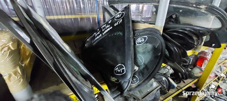 Toyota Corolla Verso szyba karoseryjna w błotnik Karoseryjne Byków sprzedam