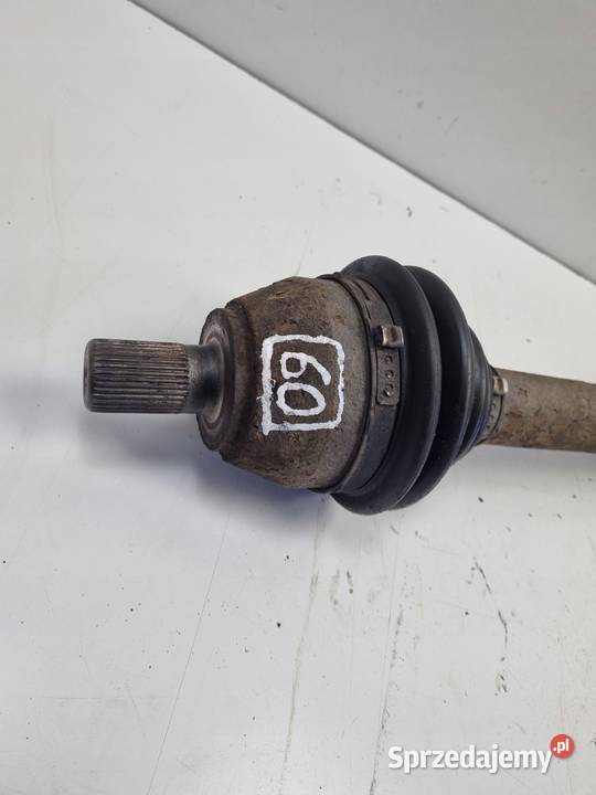 Mercedes Vito W639 22 CDI PRAWA PRZEDNIA PÓŁOŚ Janów