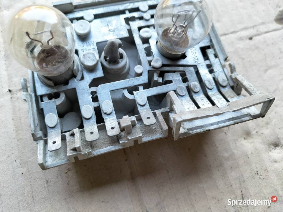 AUDI 80 B3 80B3 WKŁAD LAMPY TYŁ TYLNEJ LEWEJ Z Kamień-Kolonia