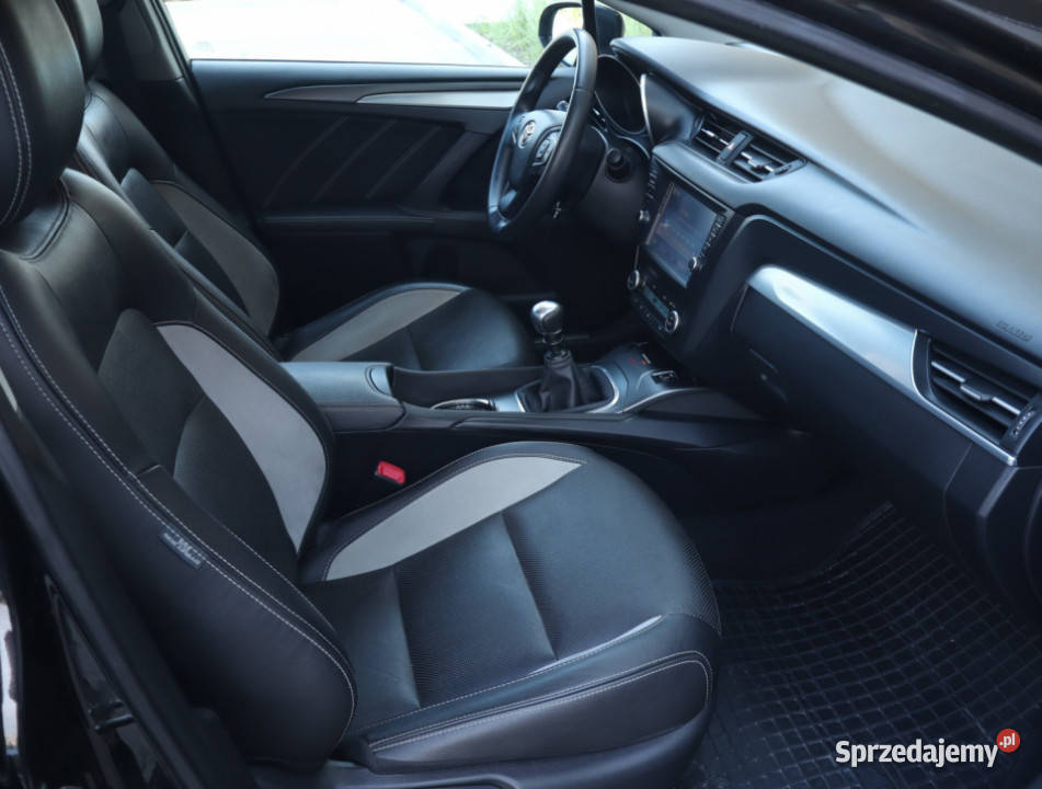 Toyota Avensis 20 D4D ASR (kontrola trakcji) Łódź