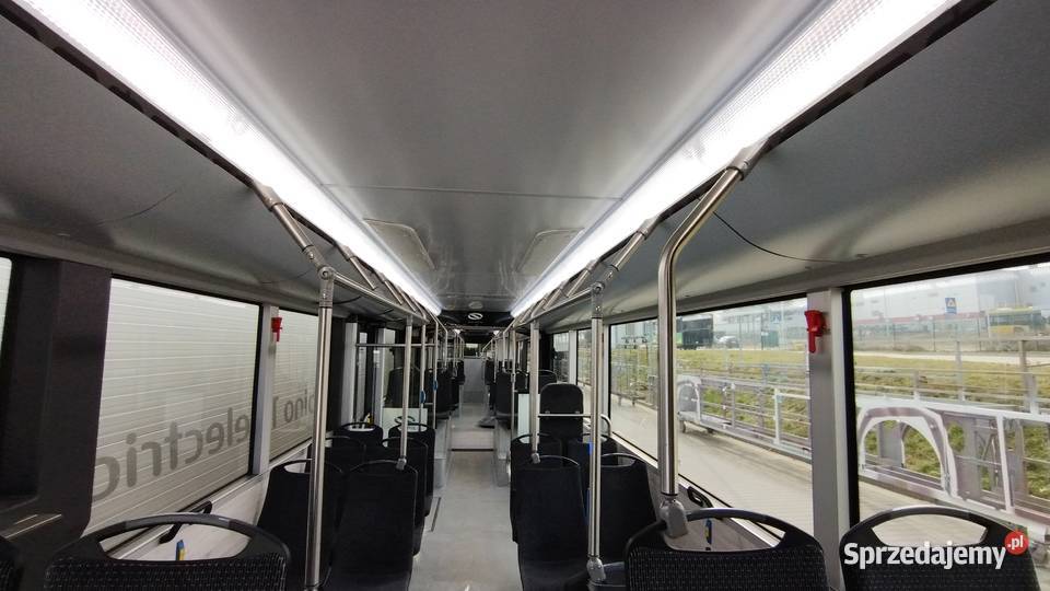 Autobus przegubowy Solaris Urbino 18 Electric podwójne tylne koła Bolechowo-Osiedle