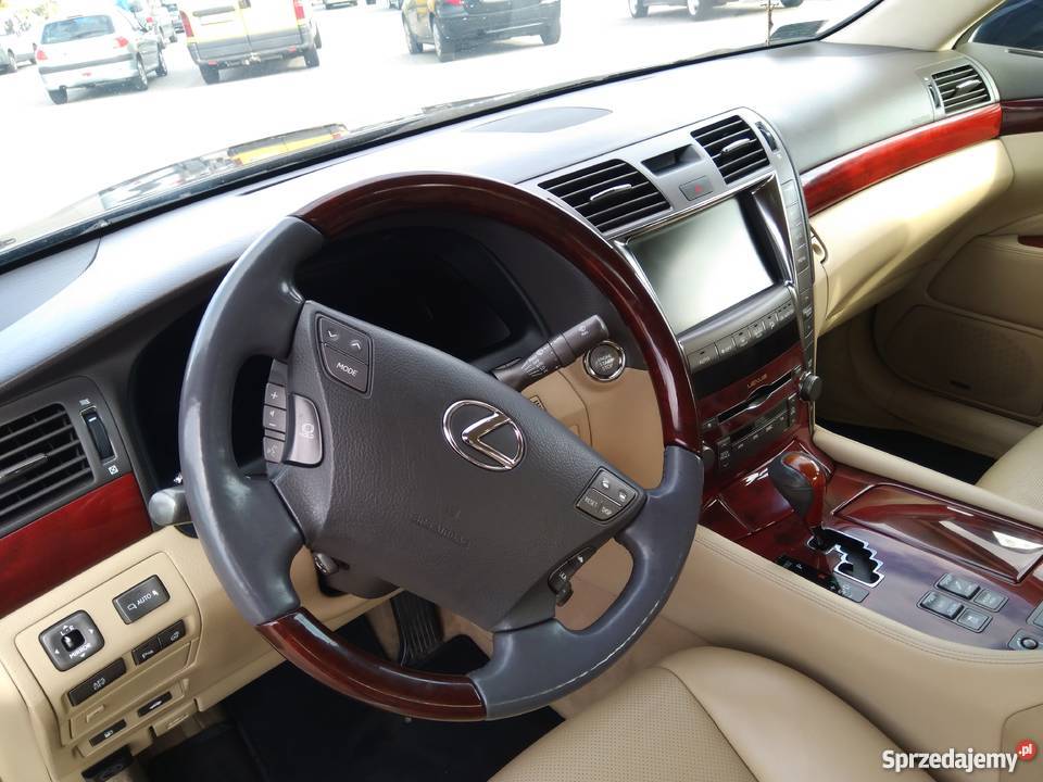 Lexus LS460 Prestige Idealny pełny VAT Głogów sprzedam