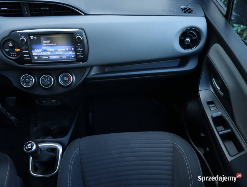 Toyota Yaris 10 VVTi radio Yaris Piaseczno