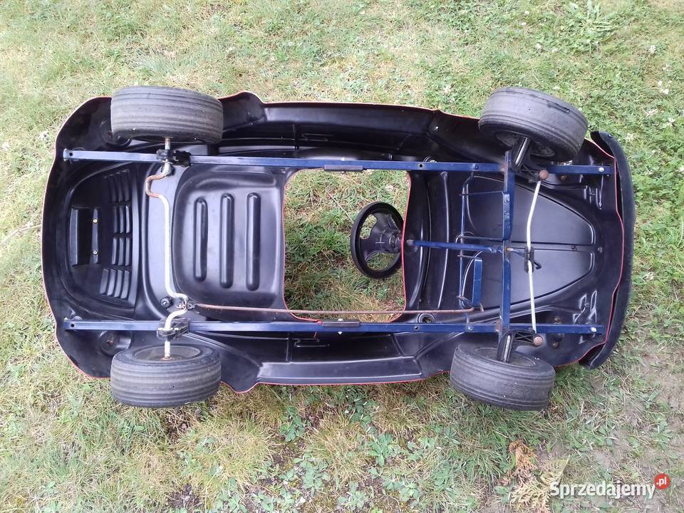Zabawkowy samochód Volkswagen na pedały dzieci Bydgoszcz