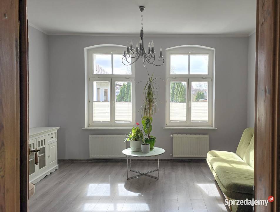 Mieszkanie dwupokojowe na parterze w kamienicy z zachodniopomorskie