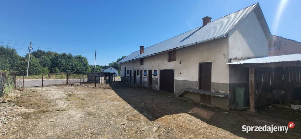 TRZEBUSKA Dom z zabudowaniami gospodarczymi 204m podkarpackie