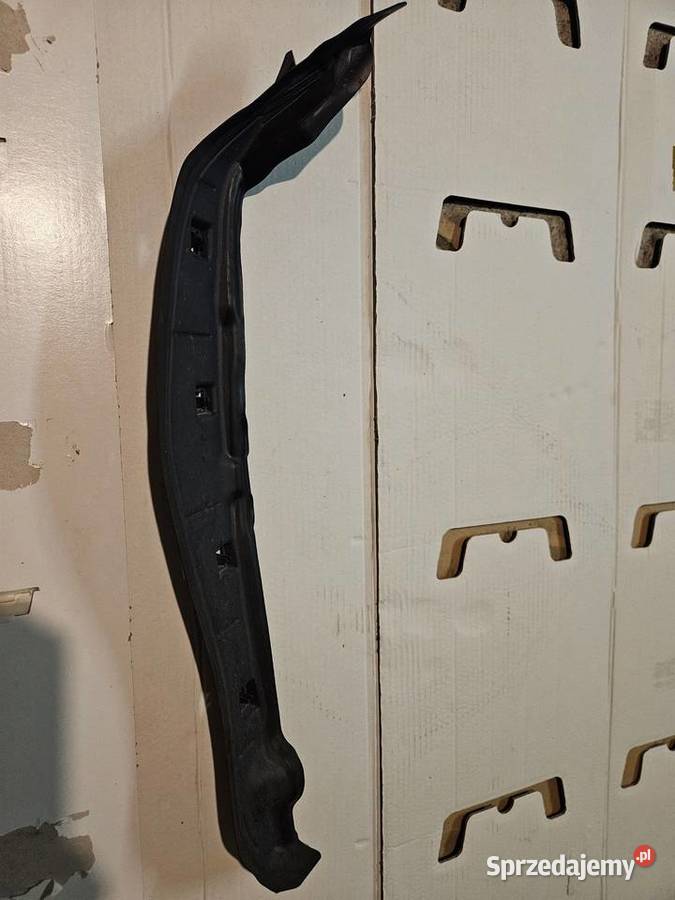BMW G20 G21 maskownice klapy bagażnika Besko sprzedam