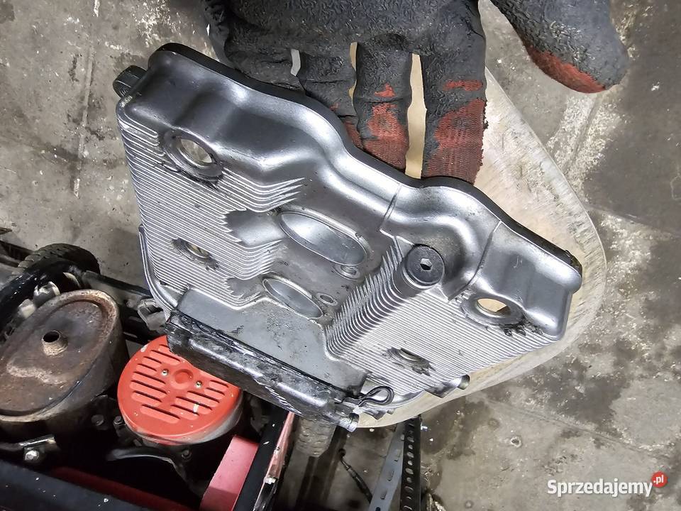 Suzuki GSX 600 f katana pokrywa zaworów zaworowa Jelenia Góra