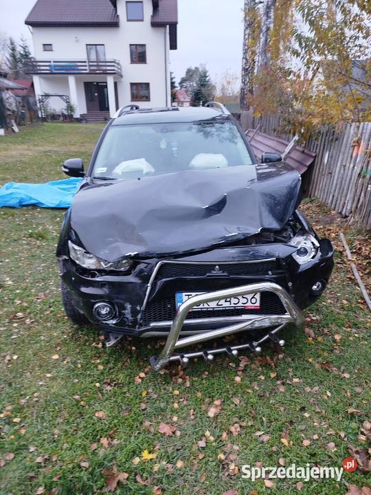 Mitsubishi Outlander kolizji Suchedniów