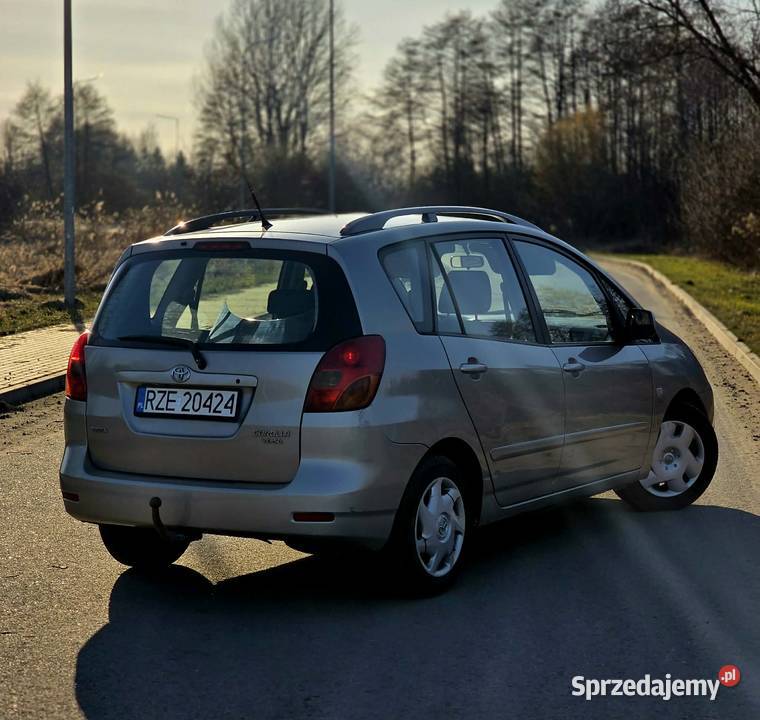 Toyota Corolla Verso 20 d4d 2000cm3 Łańcut