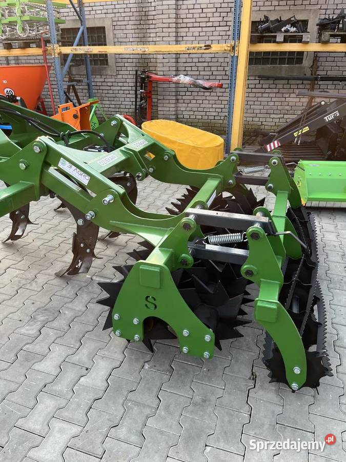 AGREGAT BEZORKOWY PŁUG DŁUTOWY GŁĘBOSZ 16m PITAR