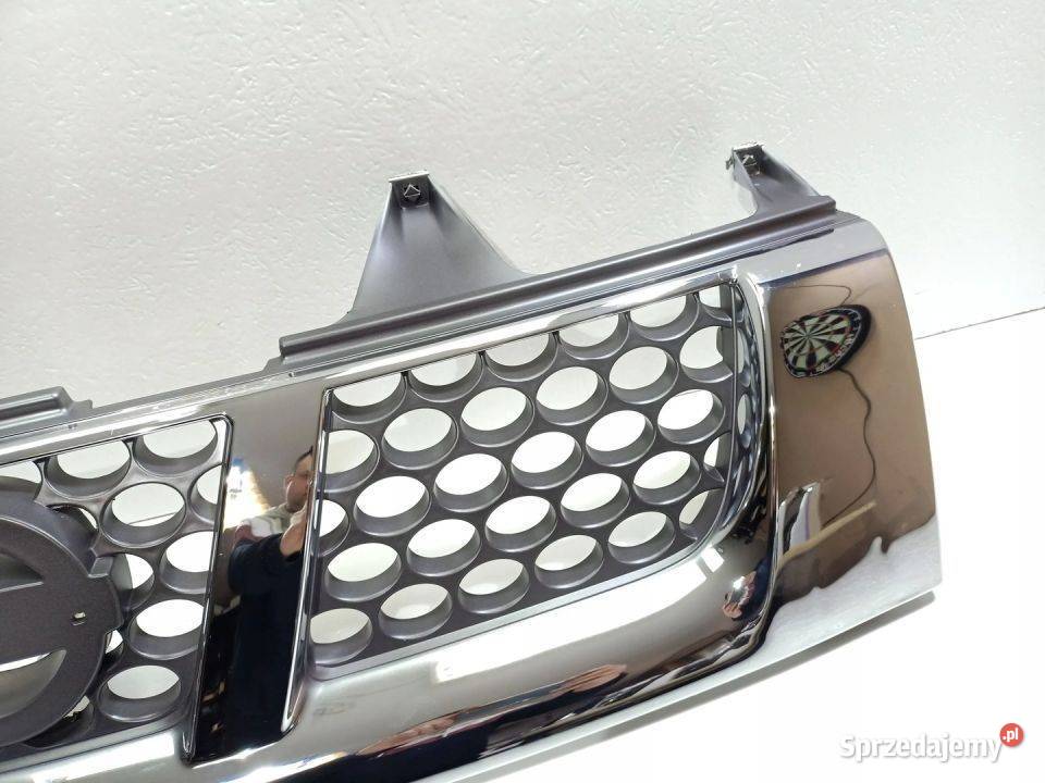 NISSAN PICKUP NAVARA D22 0205 LIFT ATRAPA CHROM osobowe