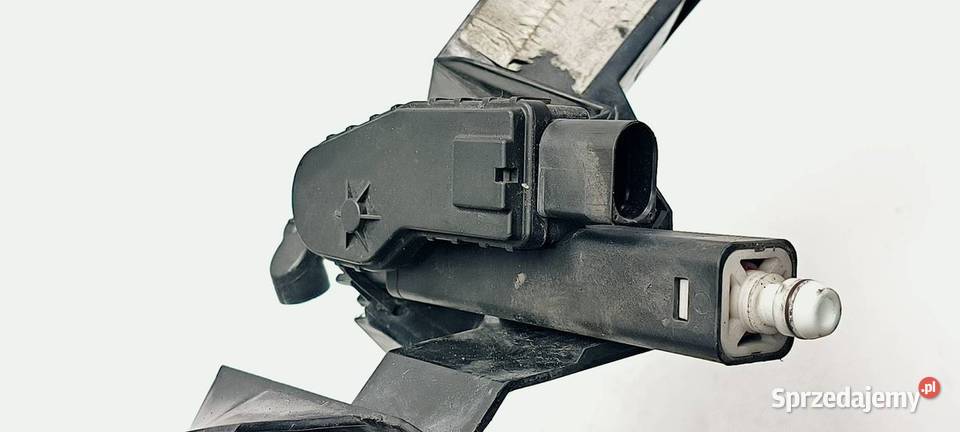 SPRYSKIWACZ PRAWY VOLKSWAGEN PHAETON Lipno sprzedam