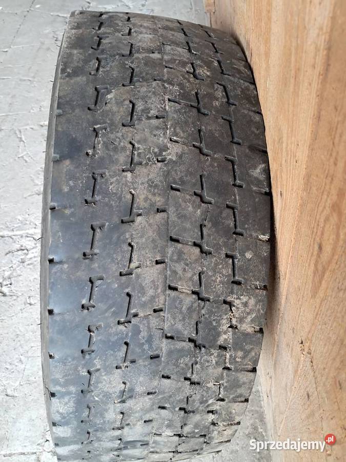 Opony 295X60X225 cala HL D55 THK