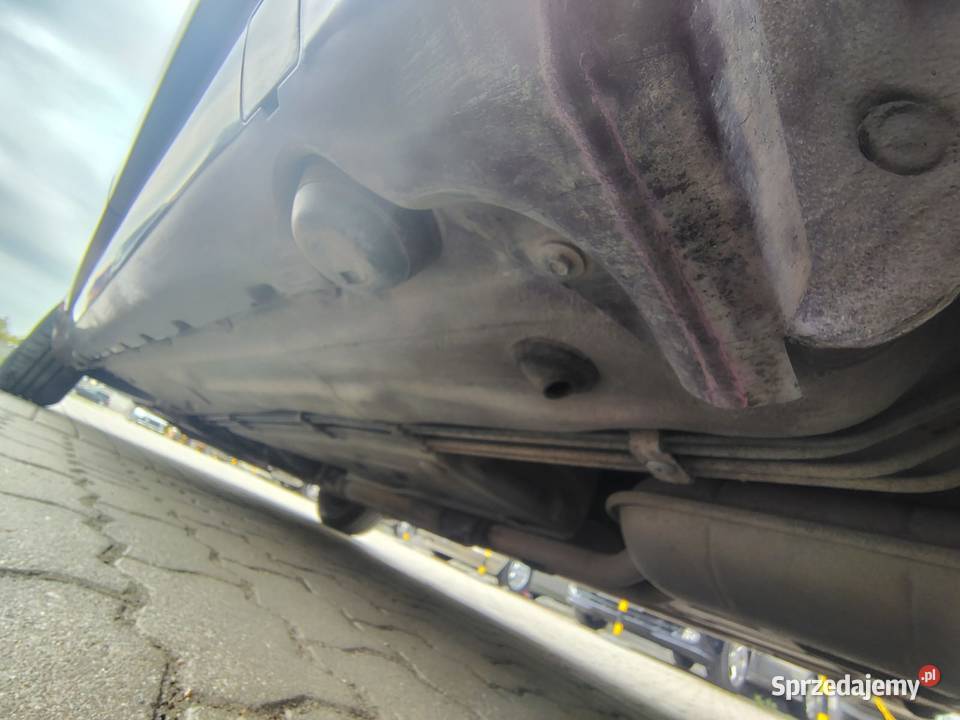 MercedesBenz W124 230E 132 Super Klasyk Stan bordowy Zgierz