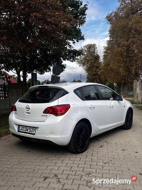 Opel Astra J 14 Benzyna Klima 1400cm3 Stargard sprzedam