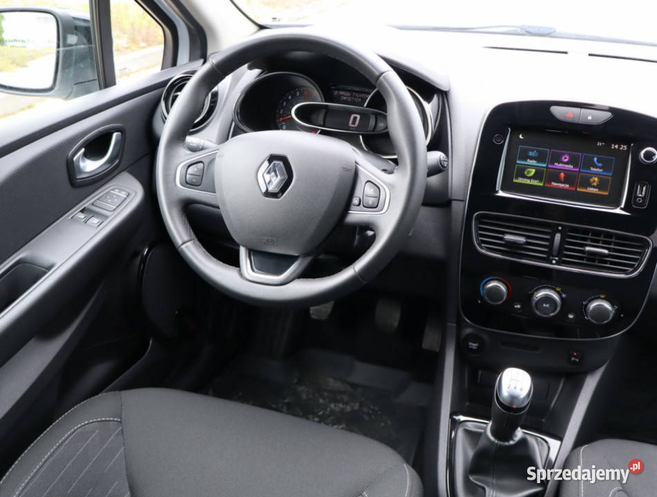 Renault Clio 09 TCe światła przeciwmgielne Clio Piaseczno