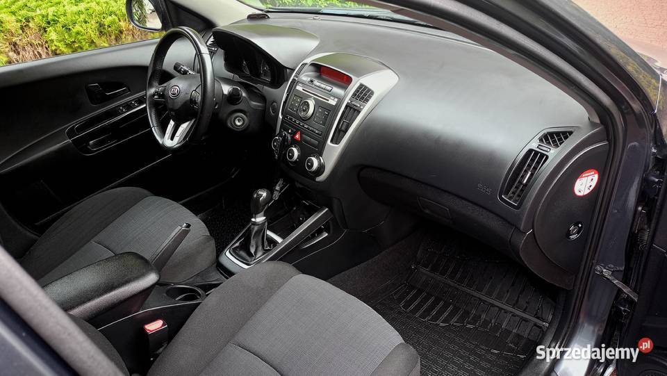 stan techniczny 100 bezwypadkowy elektryczne szyby Cee'd sprzedam