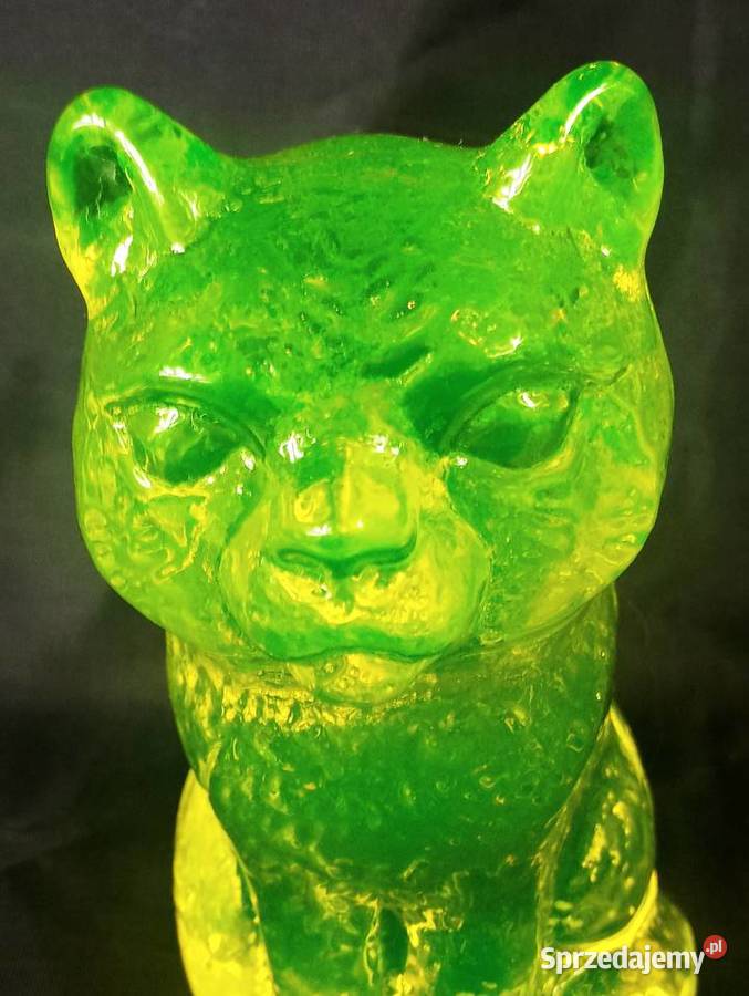 Figurka Kot Szkło Uranowe lubuskie Nowa Sól sprzedam