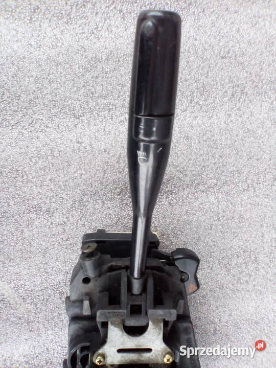 Mazda 323 Klasyk Przełącznik zespolony materiały instalacyjne Bukownica sprzedam
