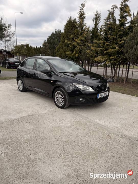 Seat Ibiza 14niski przebiegsuper stanprosto z 4/5 Warszawa sprzedam