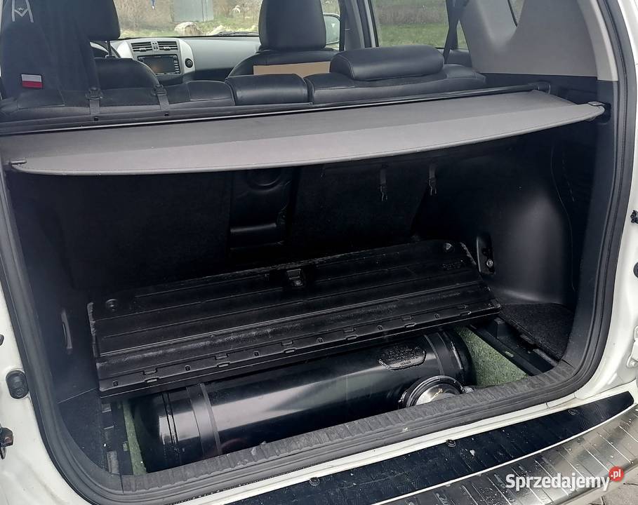 Toyota RAV 4 4X4 benz lpg