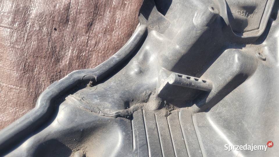 TOYOTA AURIS II REFLEKTOR PRAWY LAMPA PRAWA osobowe Ruda Śląska