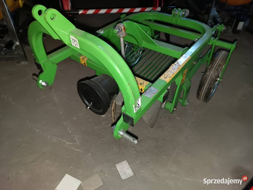 Kopaczka wibracyjna Ursa Z6551 BOMET w RadMasz Kopaczki Opoczno