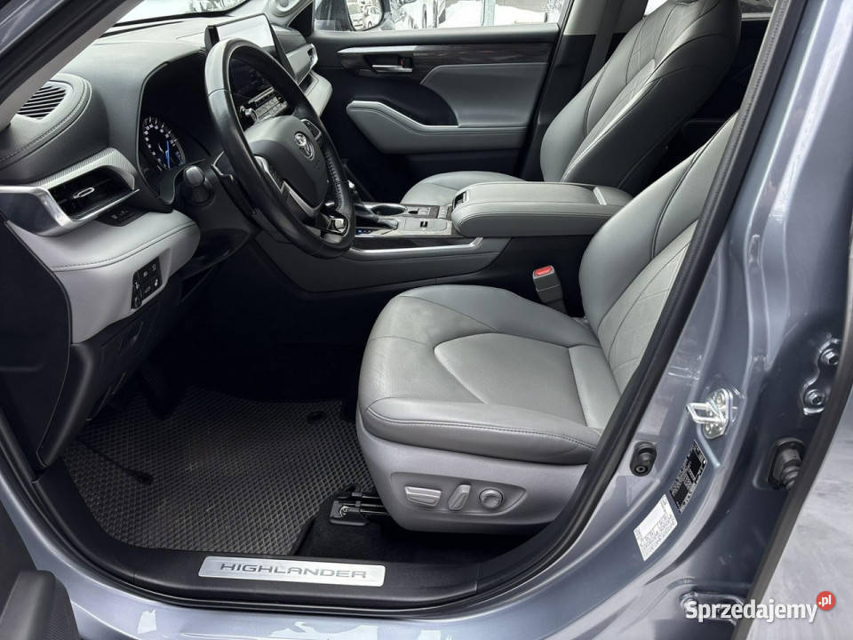 Toyota Highlander 25 HSD 248 EXECUTIVE SKYVIEW Warszawa
