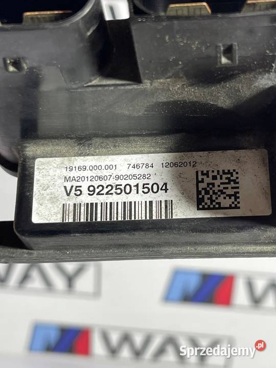 BMW F20 F22 F30 F31 F32 F34 MODUŁ ROZDZIELACZ Skrzynki bezpieczników