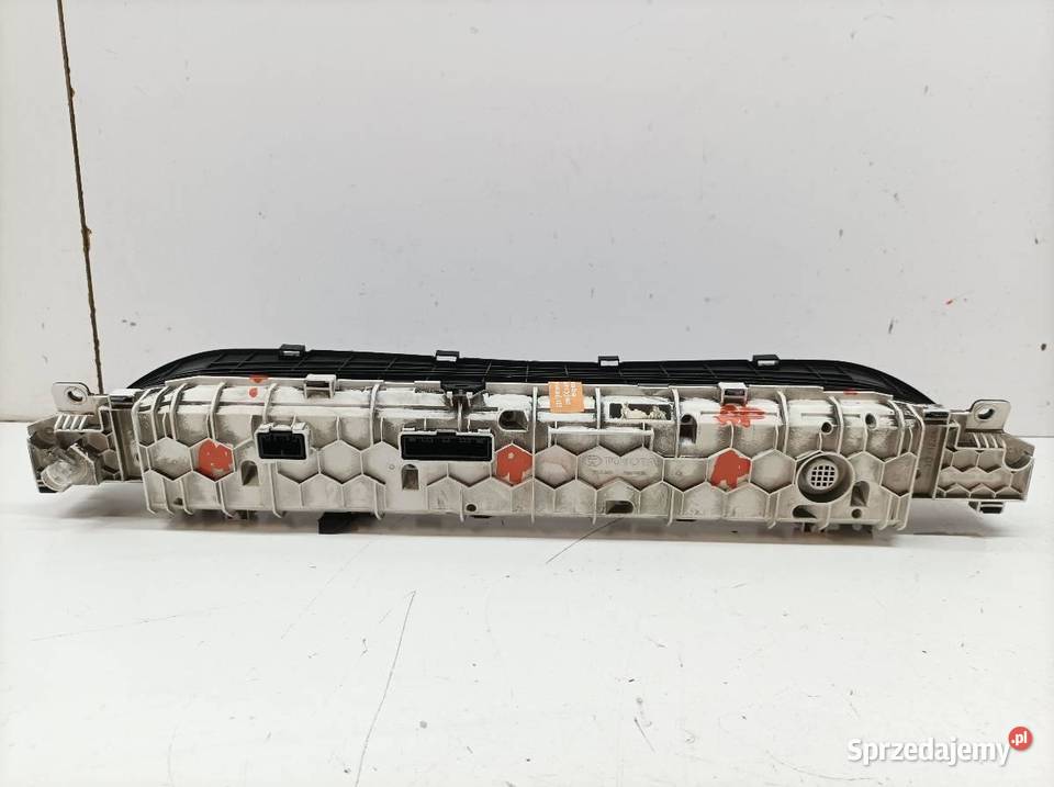 LICZNIK USA 769364910 18 B HYB 133 Toyota Prius świętokrzyskie