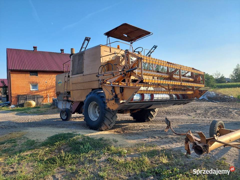 Sprzedam kombajn Bizon ZO56