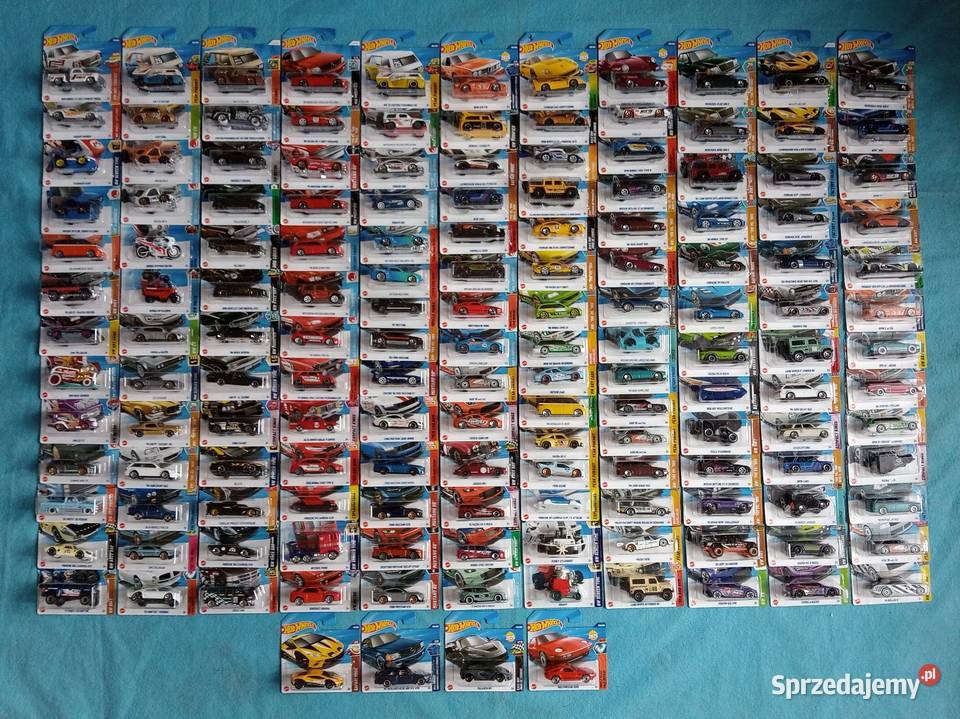 Hot Wheels zestaw 153 sztuki stan wszystkich niebieski