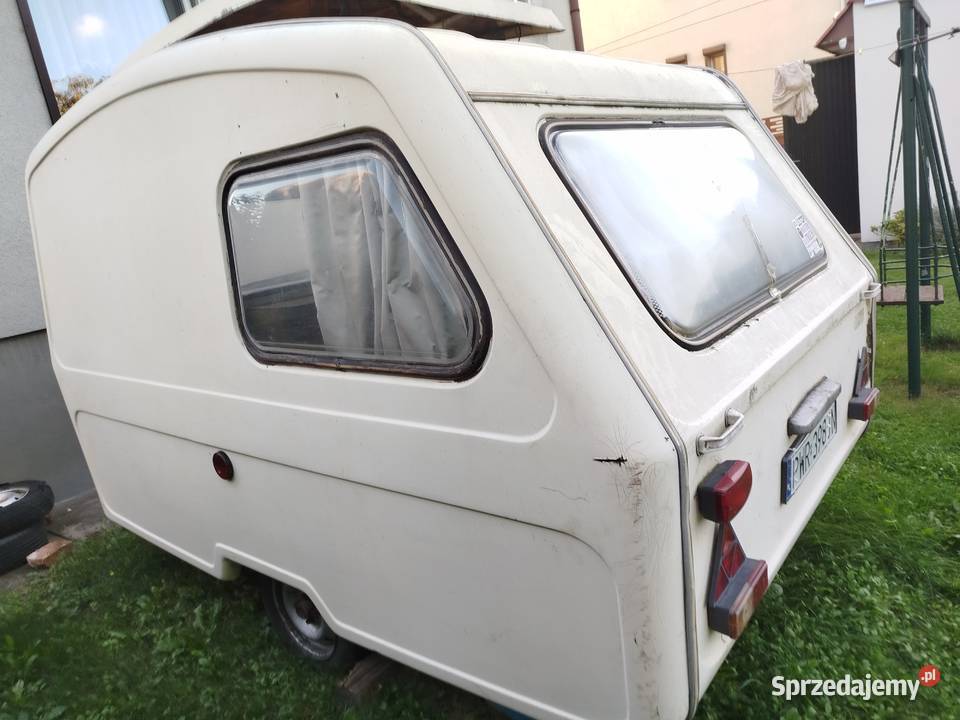 Niewiadów N126b 1980 zarejestrowana przyczepka Września