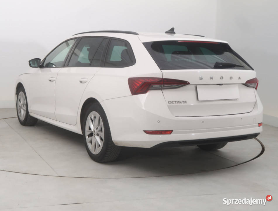 Skoda Octavia 15 TSI wielofunkcyjna kierownica Bielany Wrocławskie