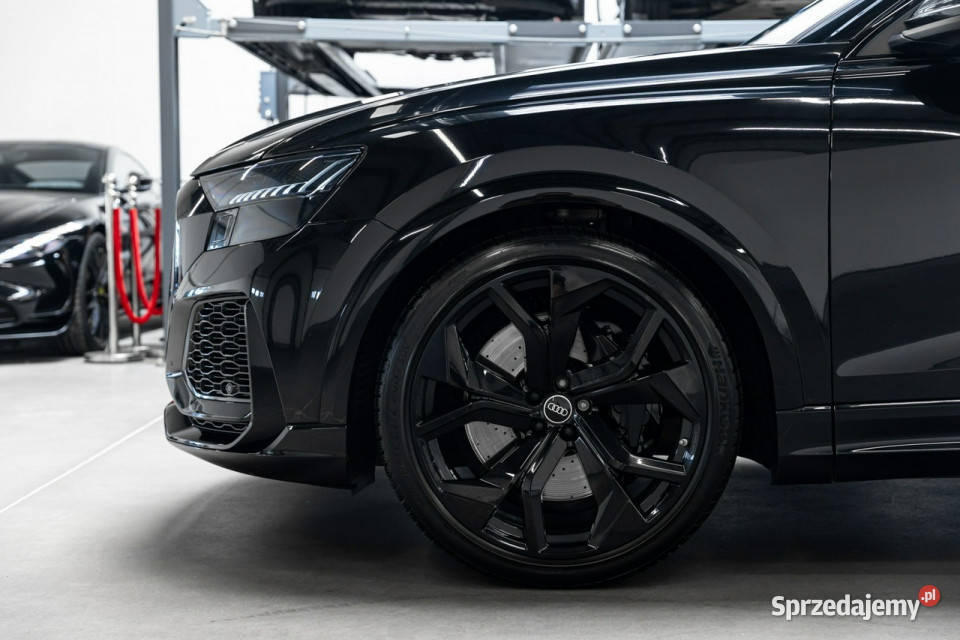 Audi RS Q8 600 Specyfikacja 852 000 Gwarancja małopolskie Węgrzce sprzedam