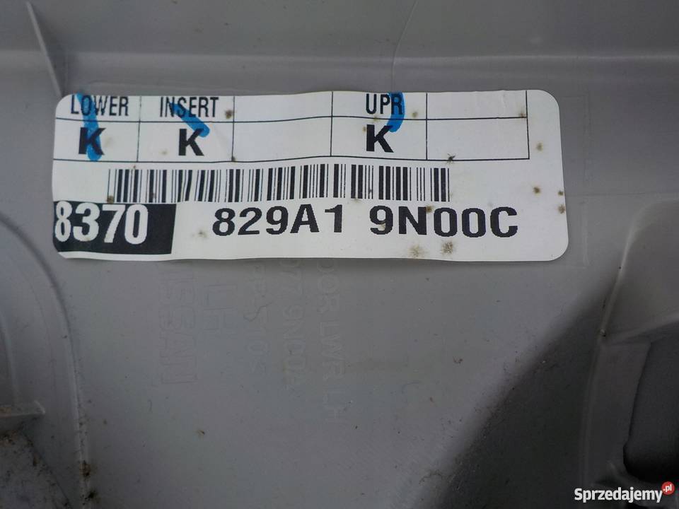 BOCZEK DRZWI TAPICERKA TYŁ NISSAN MAXIMA A35 osobowe Nowy Tomyśl sprzedam
