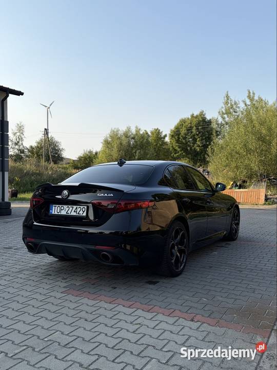 Alfa Romeo Giulia Veloce Ti Q4 2018 świętokrzyskie Iwaniska