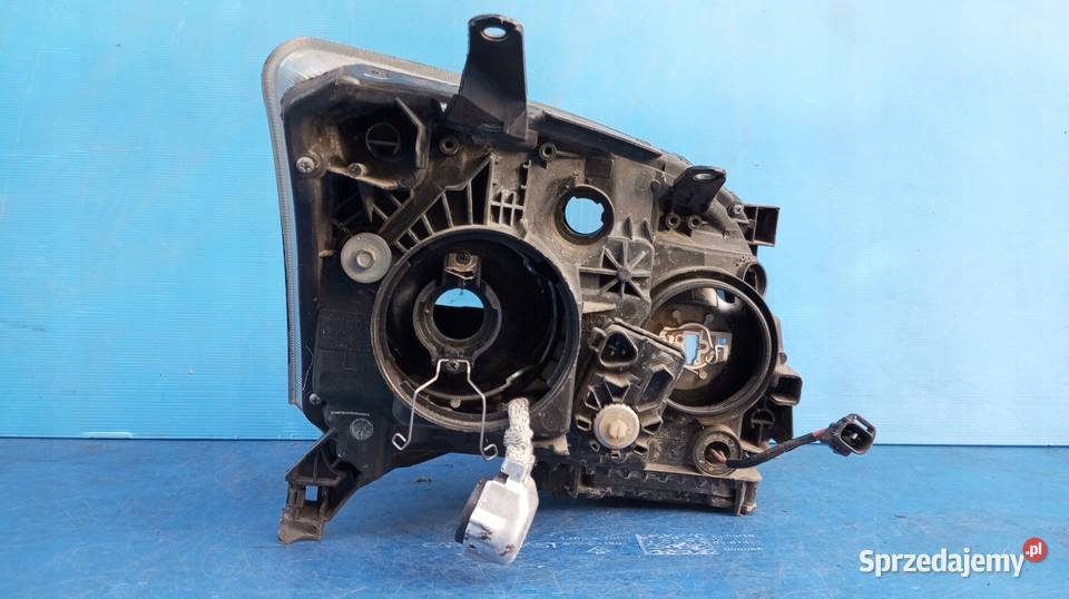 LAMPA LEWY PRZÓD REFLEKTOR XENON EU TOYOTA osobowe