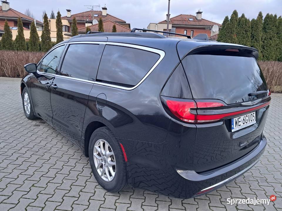 Chrysler Pacifica 36V6 automat bezwypadkowy podgrzewane fotele Warszawa sprzedam