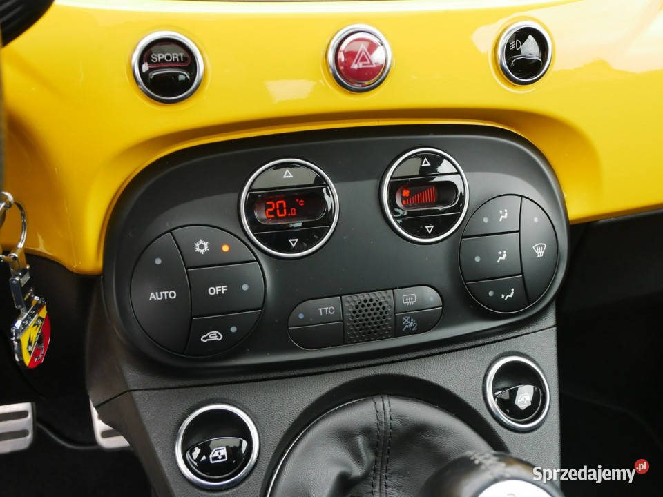 Abarth 595 14 TJet 145 Eu6 Elaborabile Navi gniazdo AUX Goczałkowice-Zdrój