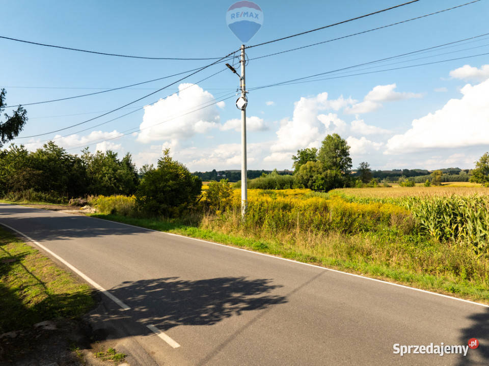 Płaska prostokątna działka 33 do Krakowa małopolskie