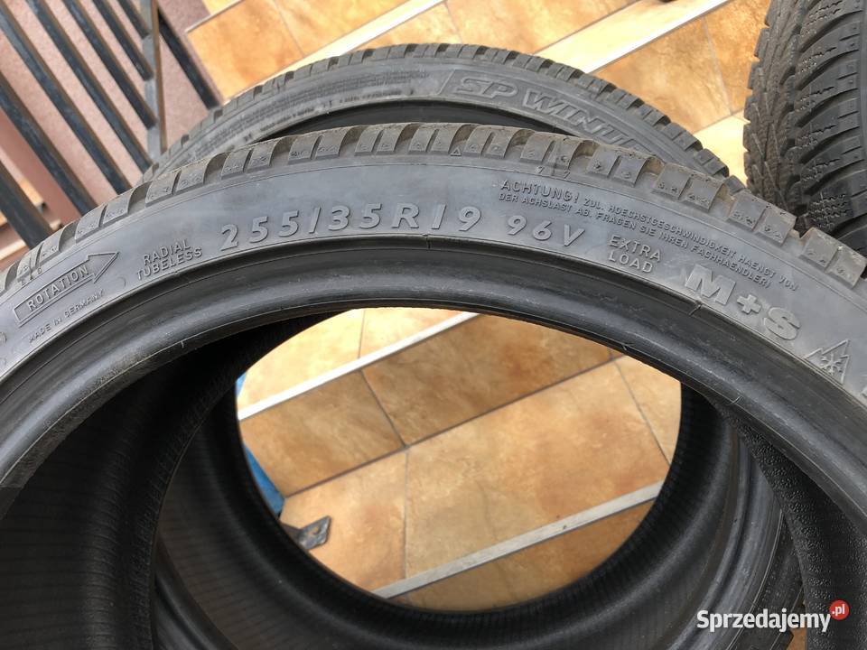 Opony zimowe Dunlop SP Winter Sport 3D 255 35 Jędrzejów
