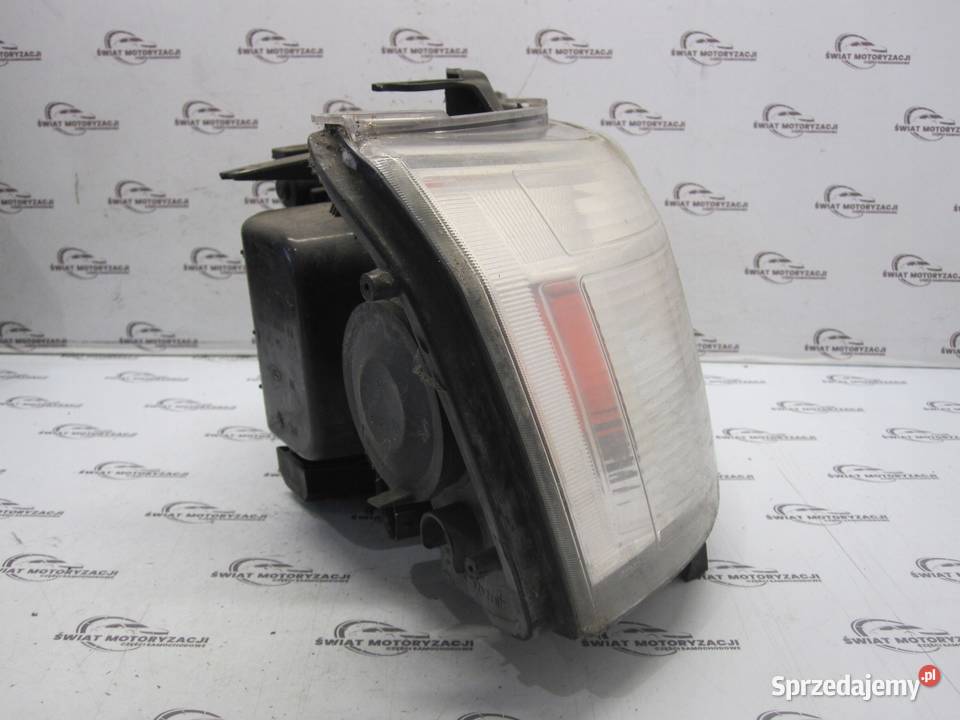 LAND ROVER FREELANDER II lampa prawa przód