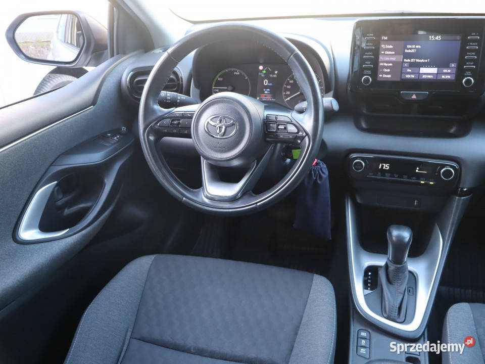 Toyota Yaris 15 Hybrid