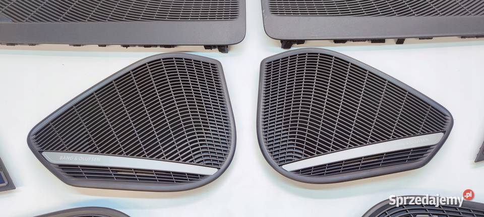 MASKOWNICE KOMPLET AUDI A4 B9 BANG OLUFSEN osobowe Osłony i zaślepki Przystajń