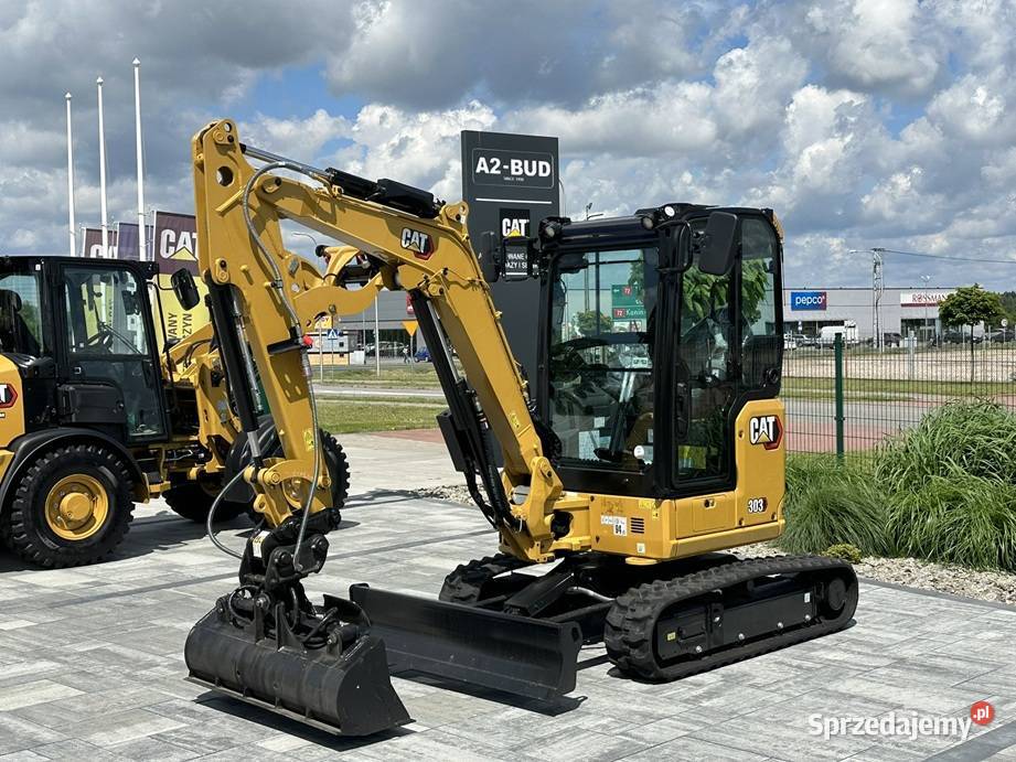 FABRYCZNIE NOWY CAT 303 CR Tuliszków