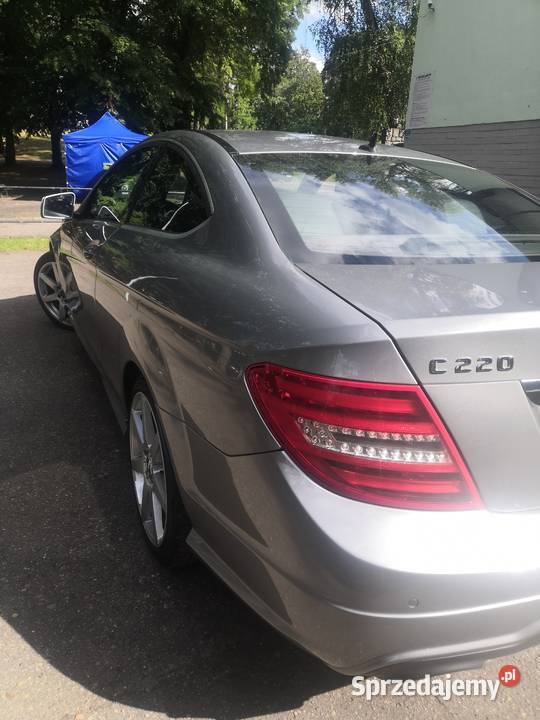 Sprzedam Mercedesa C220Wersja stylistyczna AMG