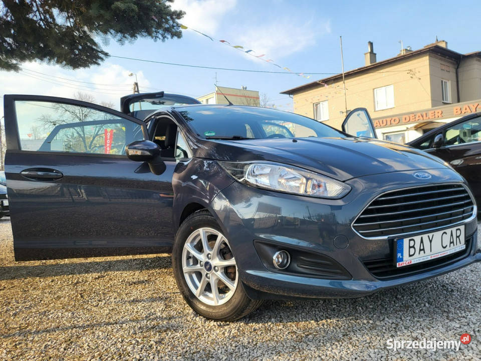 Ford Fiesta 12 82 Ładna Mały Przebieg 88 Serwis isofix łódzkie Pabianice sprzedam