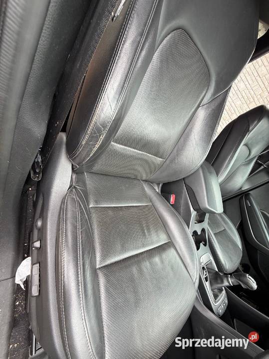 Fotele skóra wnętrze kanapa komplet 7os Hyundai Barłogi